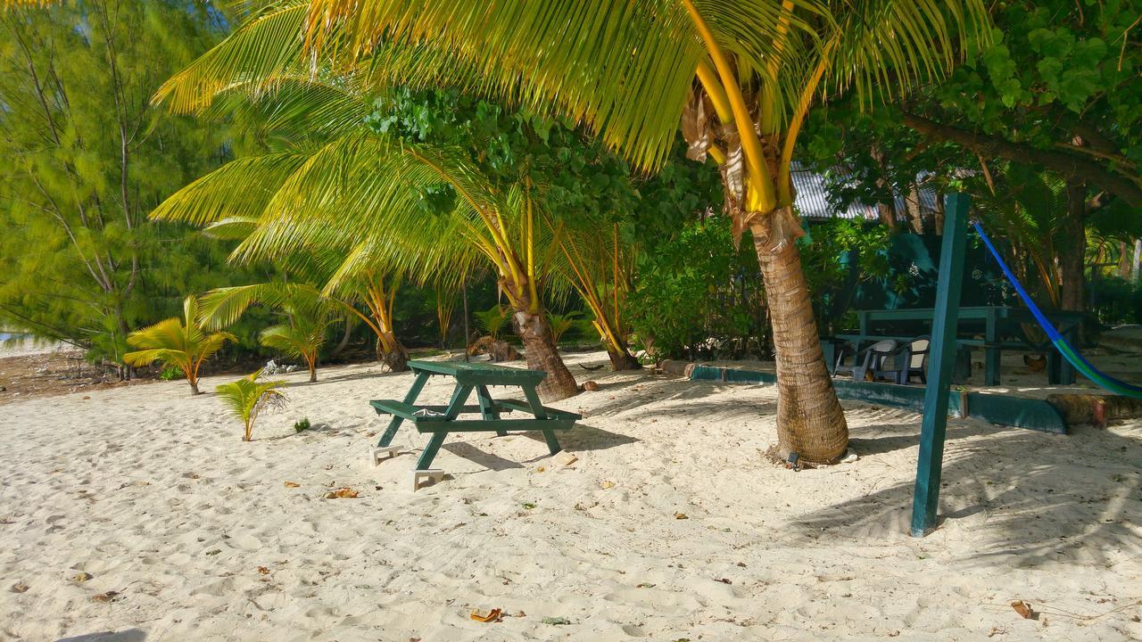 Matriki Beach Huts Arutanga Ngoại thất bức ảnh